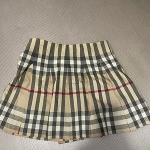 Burberry Brit skirt is 8
